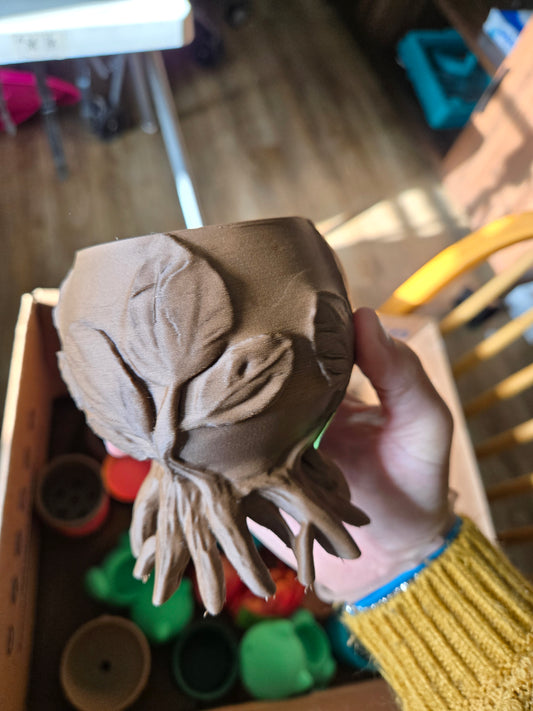 Leaf pot